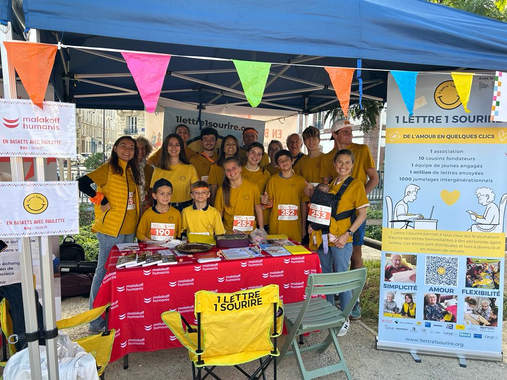 You are currently viewing 1 Lettre 1 Sourire, championne de la deuxième édition de la course/marche « En baskets avec Paulette » !